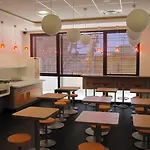Hotel Ibis Budget Centre Renove En 2025 - Economique Au Centre De 2*