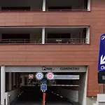 Ibis Budget Centre Renove En 2025 - Economique Au Centre De Hotel 2*