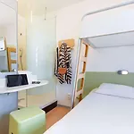 Hotel Ibis Budget Centre Renove En 2025 - Economique Au Centre De