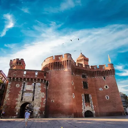 Hotel Ibis Budget Centre Renove En 2025 - Economique Au Centre De Perpignan