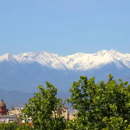 Ibis Budget Centre Renove En 2025 - Economique Au Centre De 2*