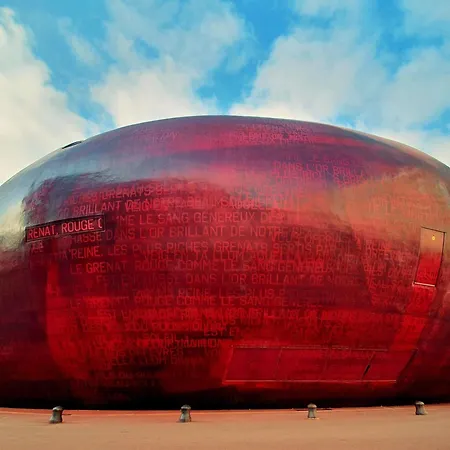 Hotel Ibis Budget Centre Renove En 2025 - Economique Au Centre De