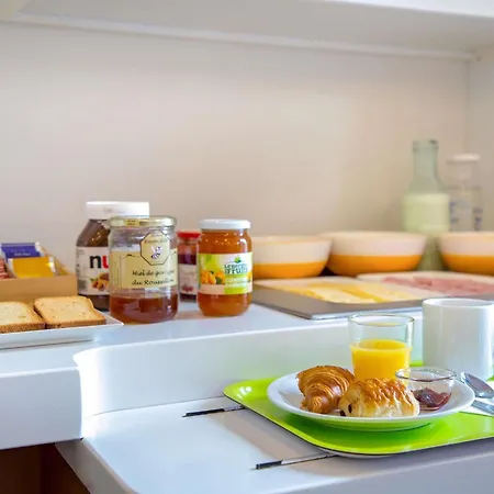 Hotel Ibis Budget Centre Renove En 2025 - Economique Au Centre De Perpignan