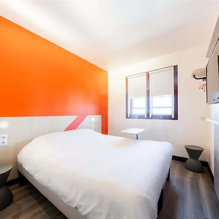 Hotel Ibis Budget Centre - Economique Au Centre De 2*
