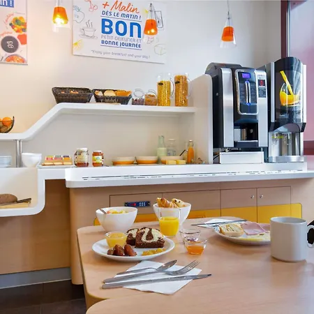 Hotel Ibis Budget Centre - Economique Au Centre De