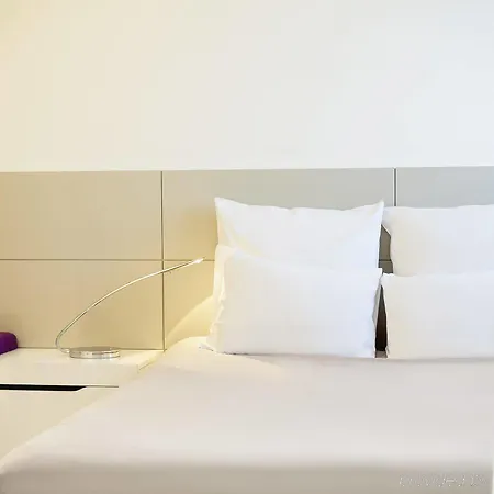 Ibis Budget Centre - Economique Au Centre De 2*