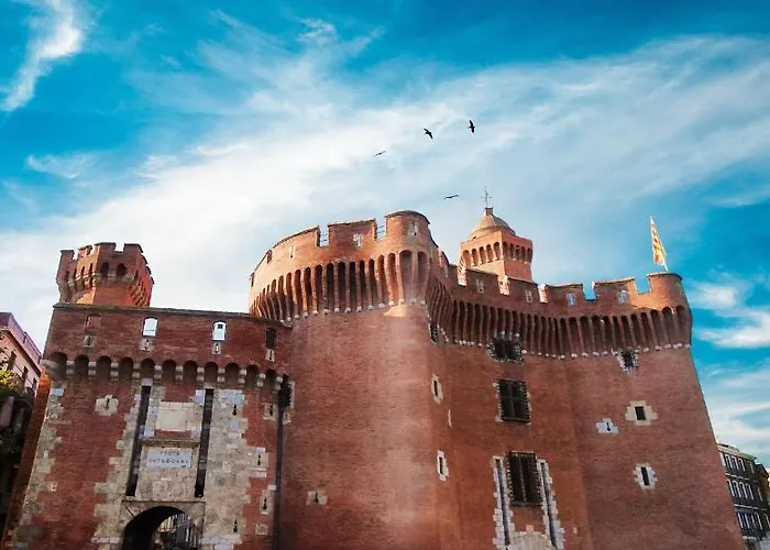 Hotel Ibis Budget Centre Renove En 2025 - Economique Au Centre De Perpignan