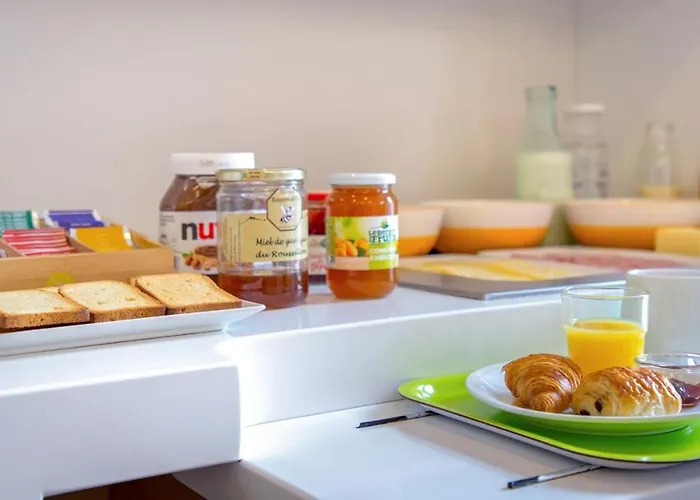 Hotel Ibis Budget Centre Renove En 2025 - Economique Au Centre De Perpignan