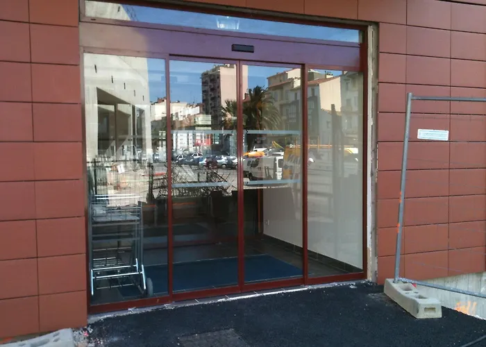 Ibis Budget Centre Renove En 2025 - Economique Au Centre De Hotel