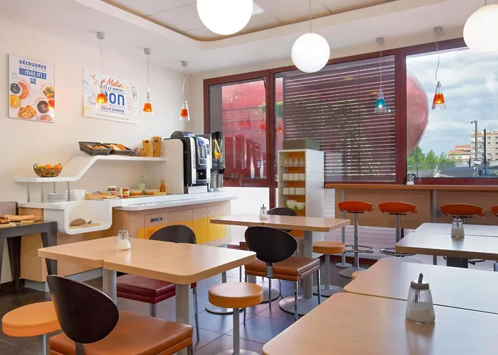 Ibis Budget Centre Renove En 2025 - Economique Au Centre De