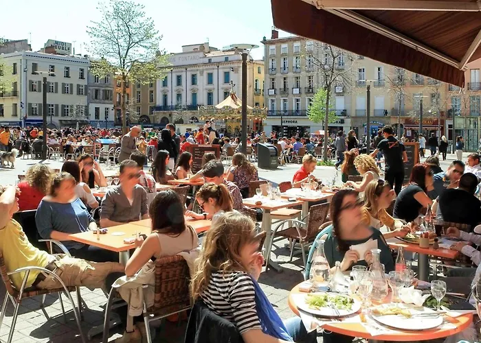 Ibis Budget Centre Renove En 2025 - Economique Au Centre De Hotel 2*