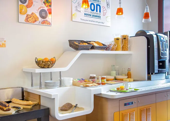 Hotel Ibis Budget Centre Renove En 2025 - Economique Au Centre De