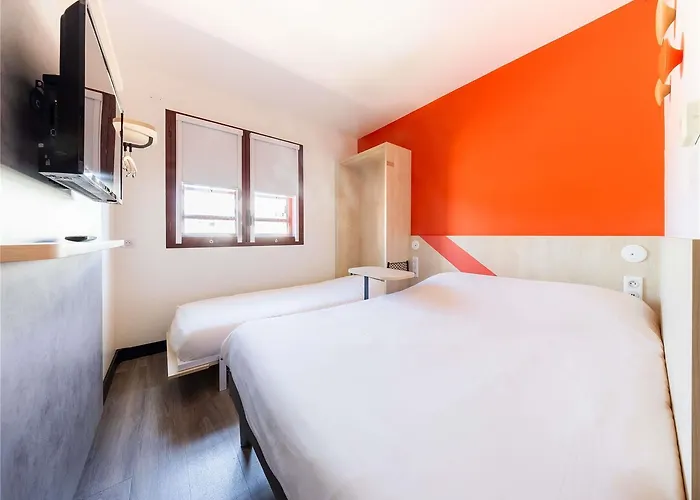 Hotel Ibis Budget Centre Renove En 2025 - Economique Au Centre De Perpignan